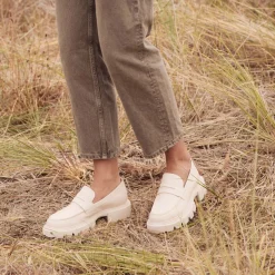 EOS Footwear Loafer Heels>ADE