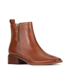 EOS Footwear Ankle Boots><noscript><img width=