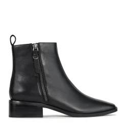 EOS Footwear Ankle Boots><noscript><img width=