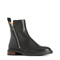 EOS Footwear Ankle Boots><noscript><img width=