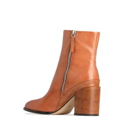 EOS Footwear Ankle Boots><noscript><img width=