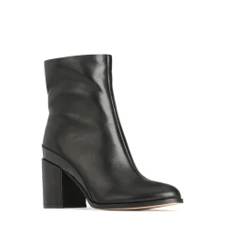 EOS Footwear Ankle Boots><noscript><img width=