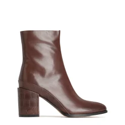 EOS Footwear Ankle Boots><noscript><img width=