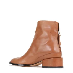 EOS Footwear Ankle Boots><noscript><img width=