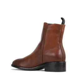 EOS Footwear Ankle Boots><noscript><img width=