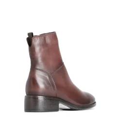 EOS Footwear Ankle Boots><noscript><img width=