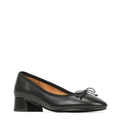 EOS Footwear Block Heels><noscript><img width=