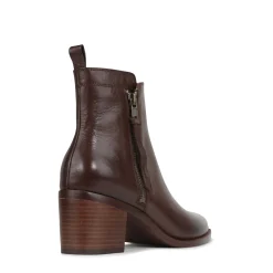 EOS Footwear Ankle Boots><noscript><img width=