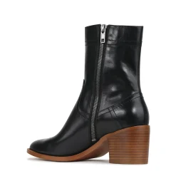 EOS Footwear Ankle Boots><noscript><img width=