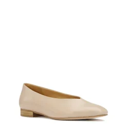 EOS Footwear Ballet Flats & Loafer><noscript><img data-lazyloaded=