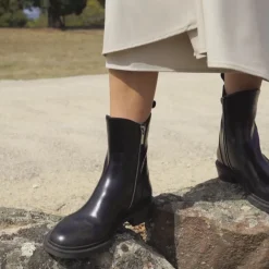 EOS Footwear Ankle Boots><noscript><img width=