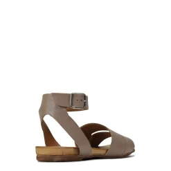EOS Footwear Sandals><noscript><img width=