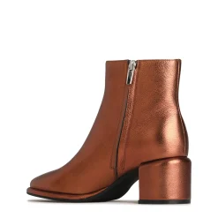 EOS Footwear Ankle Boots><noscript><img width=