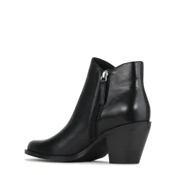 EOS Footwear Ankle Boots><noscript><img width=