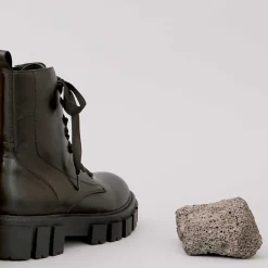 EOS Footwear Ankle Boots><noscript><img width=
