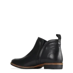 EOS Footwear Ankle Boots><noscript><img width=