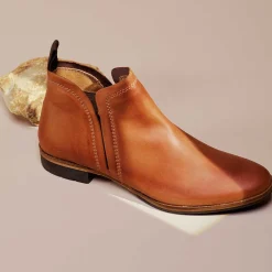 EOS Footwear Ankle Boots><noscript><img width=