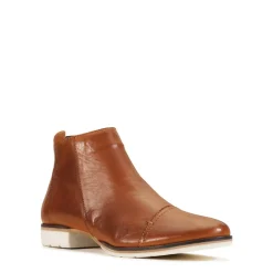 EOS Footwear Ankle Boots><noscript><img width=