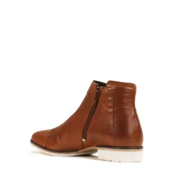 EOS Footwear Ankle Boots><noscript><img width=