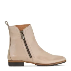 EOS Footwear Ankle Boots><noscript><img width=