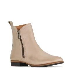 EOS Footwear Ankle Boots><noscript><img width=