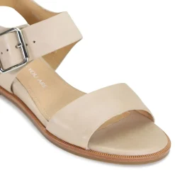 EOS Footwear Sandals><noscript><img width=