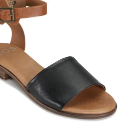 EOS Footwear Sandals><noscript><img width=