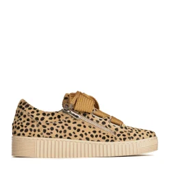 EOS Footwear Flat Sneakers><noscript><img width=