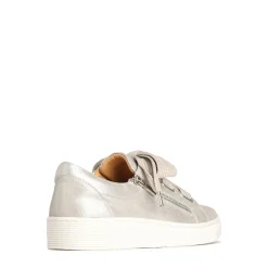 EOS Footwear Flat Sneakers><noscript><img width=