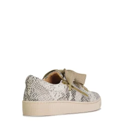 EOS Footwear Flat Sneakers><noscript><img width=