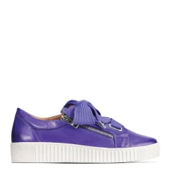 EOS Footwear Flat Sneakers><noscript><img width=