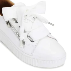 EOS Footwear Flat Sneakers><noscript><img width=