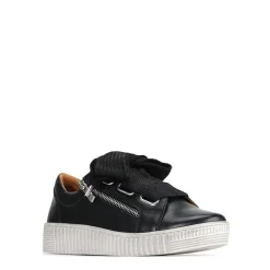 EOS Footwear Flat Sneakers><noscript><img width=