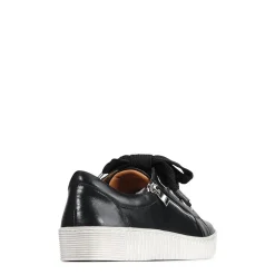 EOS Footwear Flat Sneakers><noscript><img width=