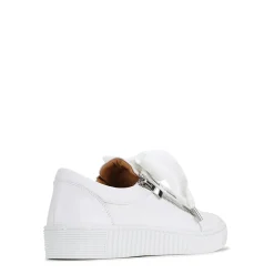 EOS Footwear Flat Sneakers><noscript><img width=