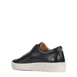 EOS Footwear Flat Sneakers><noscript><img width=