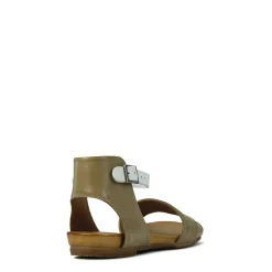 EOS Footwear Sandals><noscript><img width=