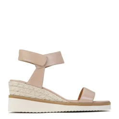 EOS Footwear Wedges & Espadrilles><noscript><img width=