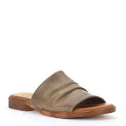 EOS Footwear Ballet Flats & Loafer|Slides><noscript><img width=