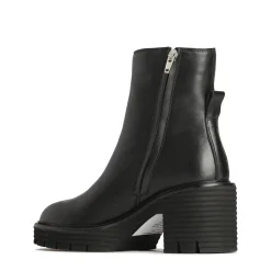 EOS Footwear Ankle Boots><noscript><img width=