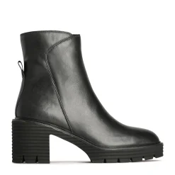 EOS Footwear Ankle Boots><noscript><img width=