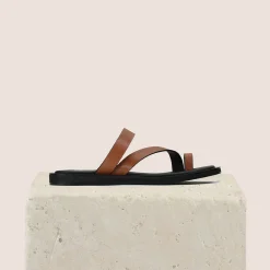 EOS Footwear Ballet Flats & Loafer|Slides>MIRA LEATHER SQUARE TOE SANDALS