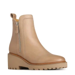 EOS Footwear Ankle Boots><noscript><img width=