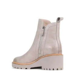 EOS Footwear Ankle Boots><noscript><img width=