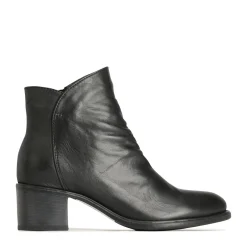 EOS Footwear Ankle Boots><noscript><img width=