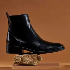 EOS Footwear Ankle Boots><noscript><img width=