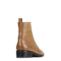 EOS Footwear Ankle Boots><noscript><img width=