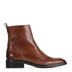 EOS Footwear Ankle Boots><noscript><img width=