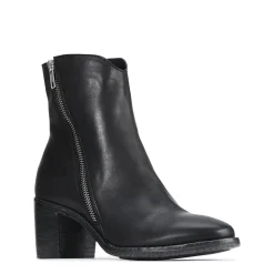 EOS Footwear Ankle Boots><noscript><img width=