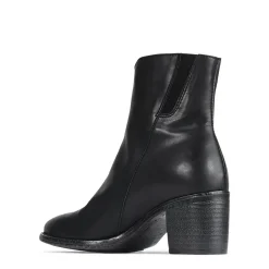 EOS Footwear Ankle Boots><noscript><img width=